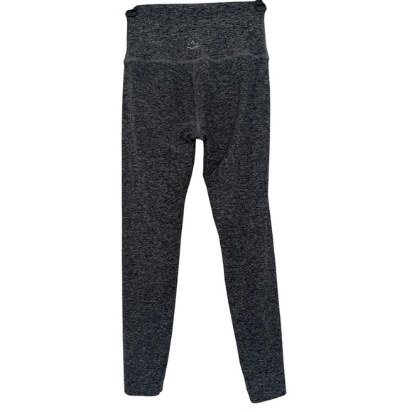 Beyond Yoga Gray Leggings - Picture 2 of 5